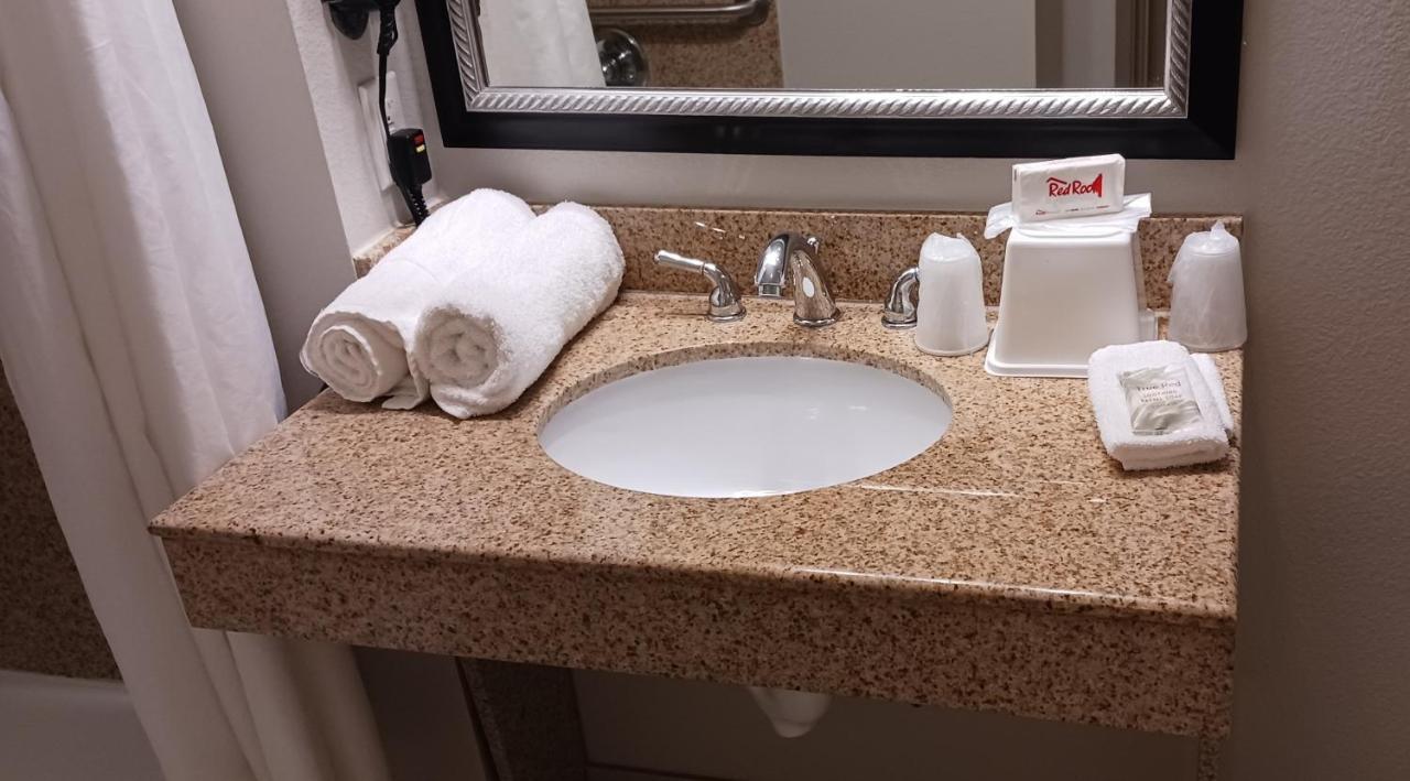Red Roof Inn & Suites Лонгвью Экстерьер фото